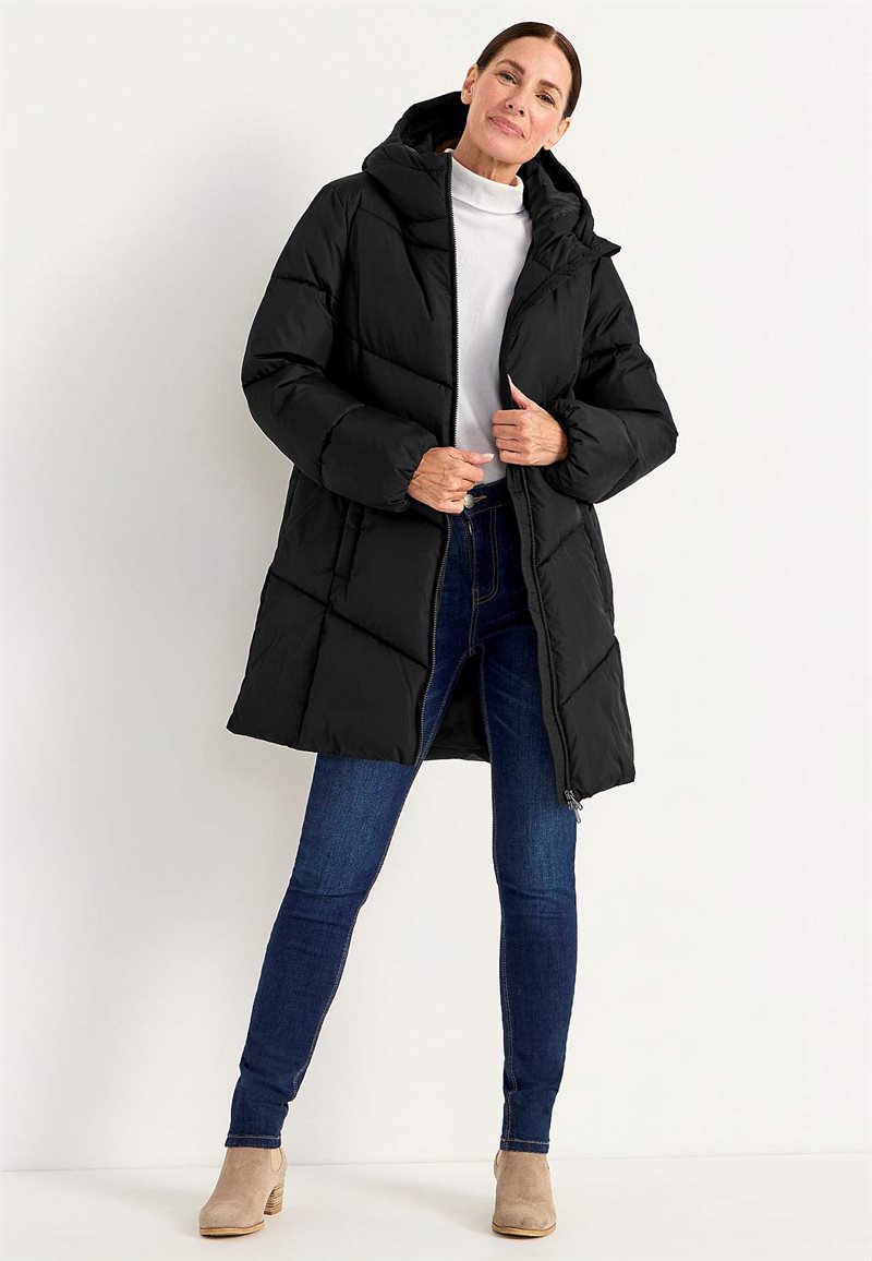 Varm jakke med luftig polstring