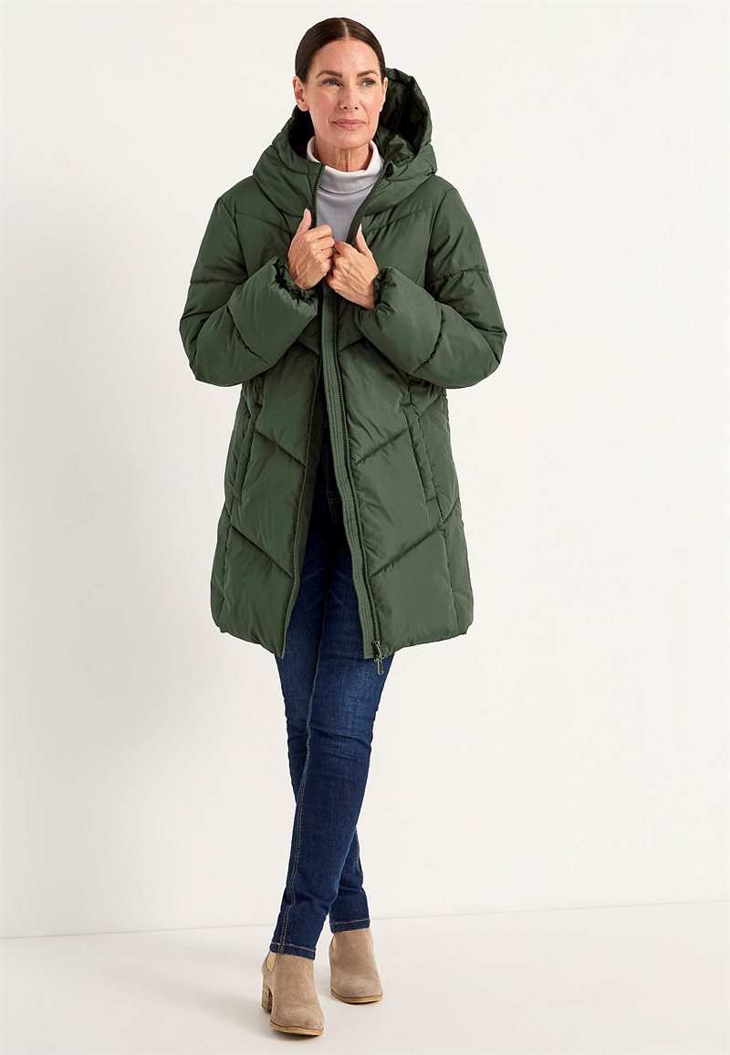 Varm jakke med luftig polstring