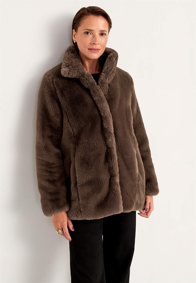 Frakke med blød pelsimitation