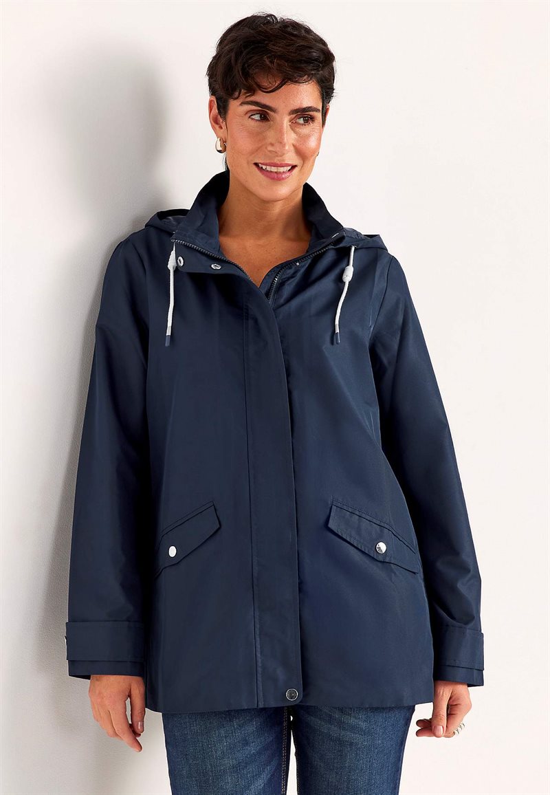 Foret jakke med aftagelig hætte