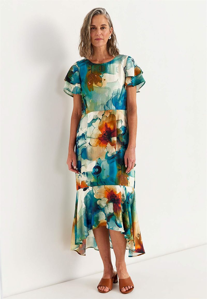 Flæsekjole med sommerfugleærmer