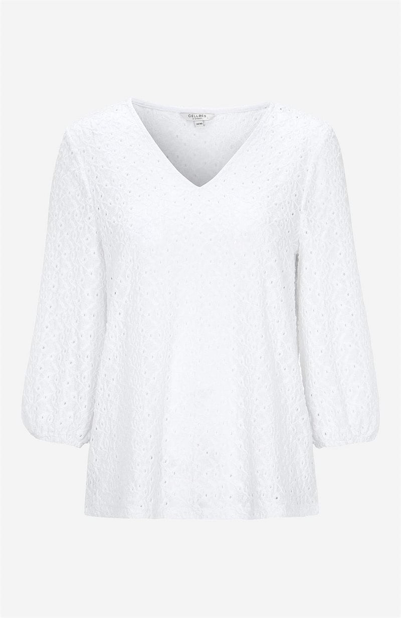 Blondetop med hulmønster