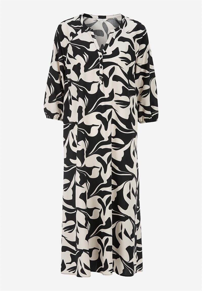 Mønstret, bred viskosekjole