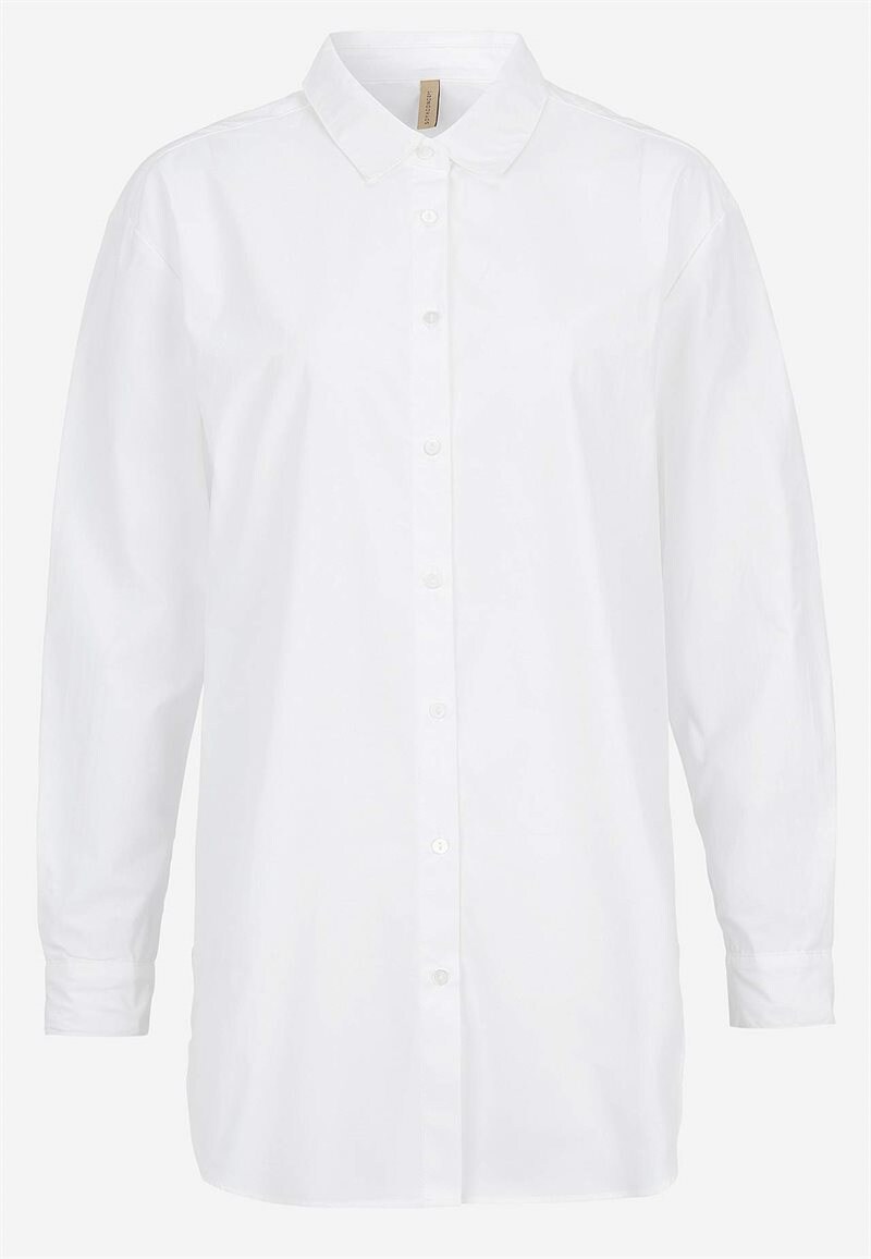 Stilren lang skjorte