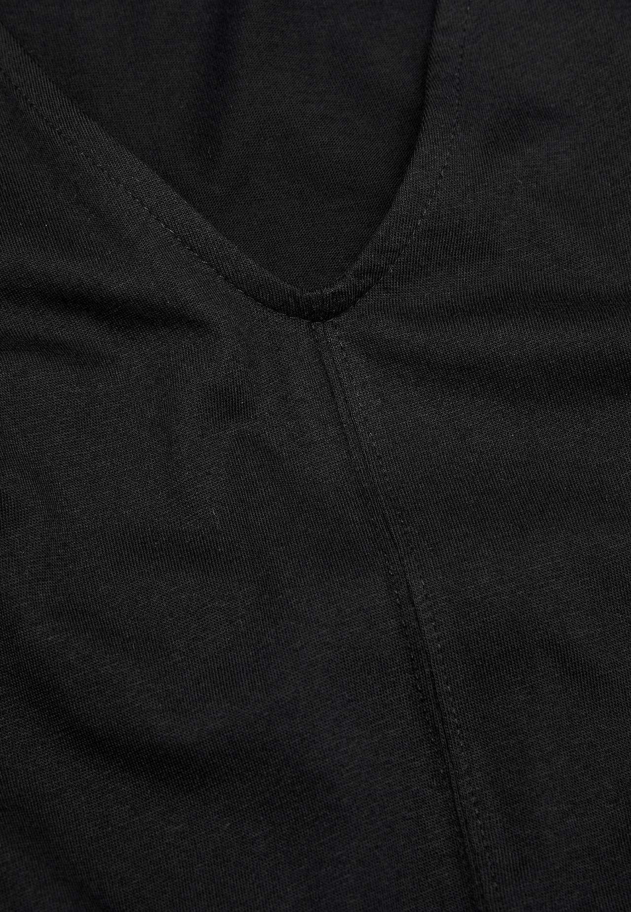 V-udskåret, ærmeløs jerseykjole