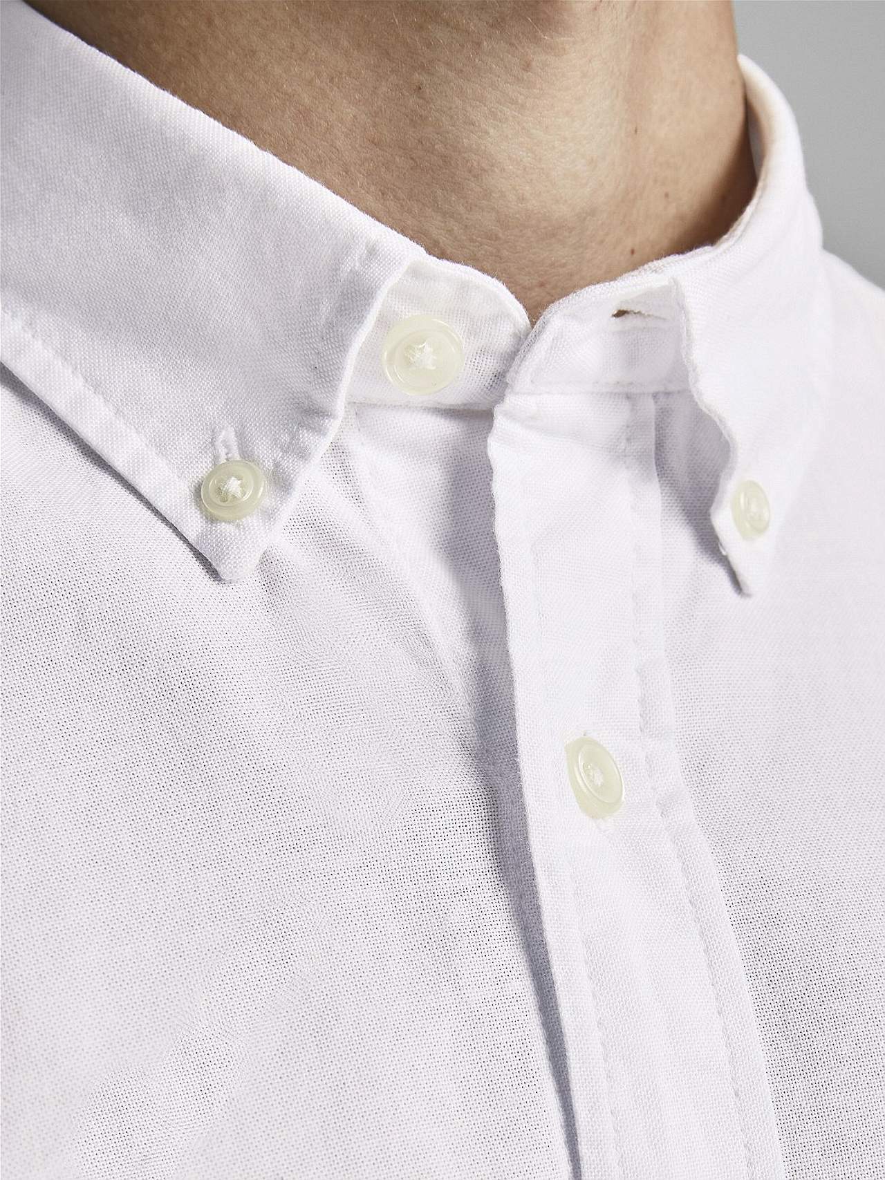 Stilren skjorte med button down flip