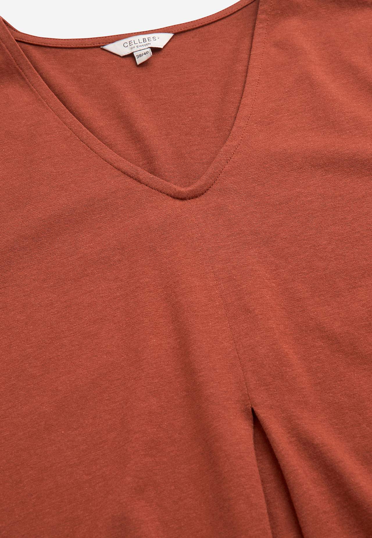 V-udskåret jerseytop