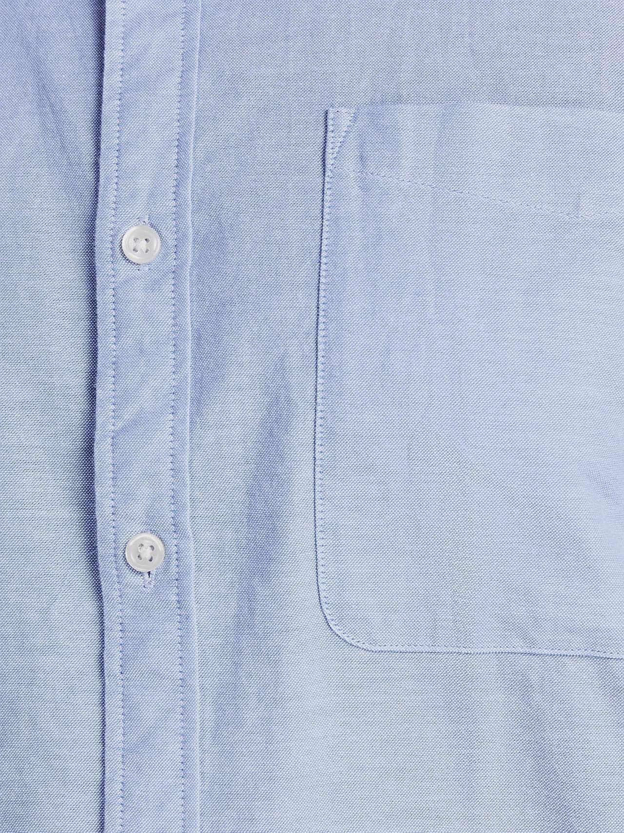 Stilren skjorte med button down-krave