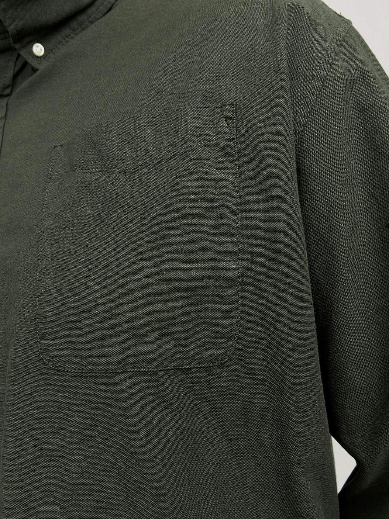 Stilren skjorte med button down-krave