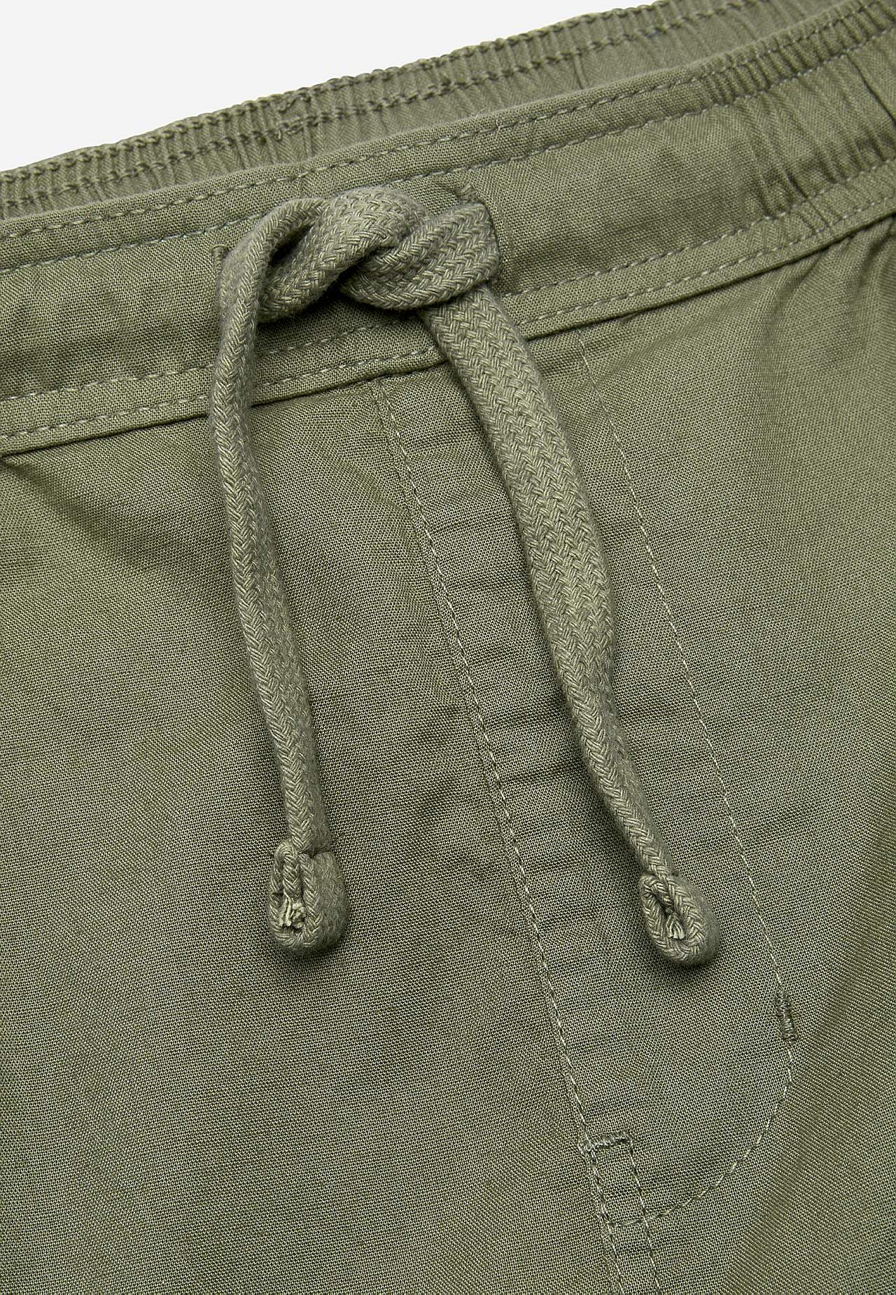 Cargo shorts med flere lommer