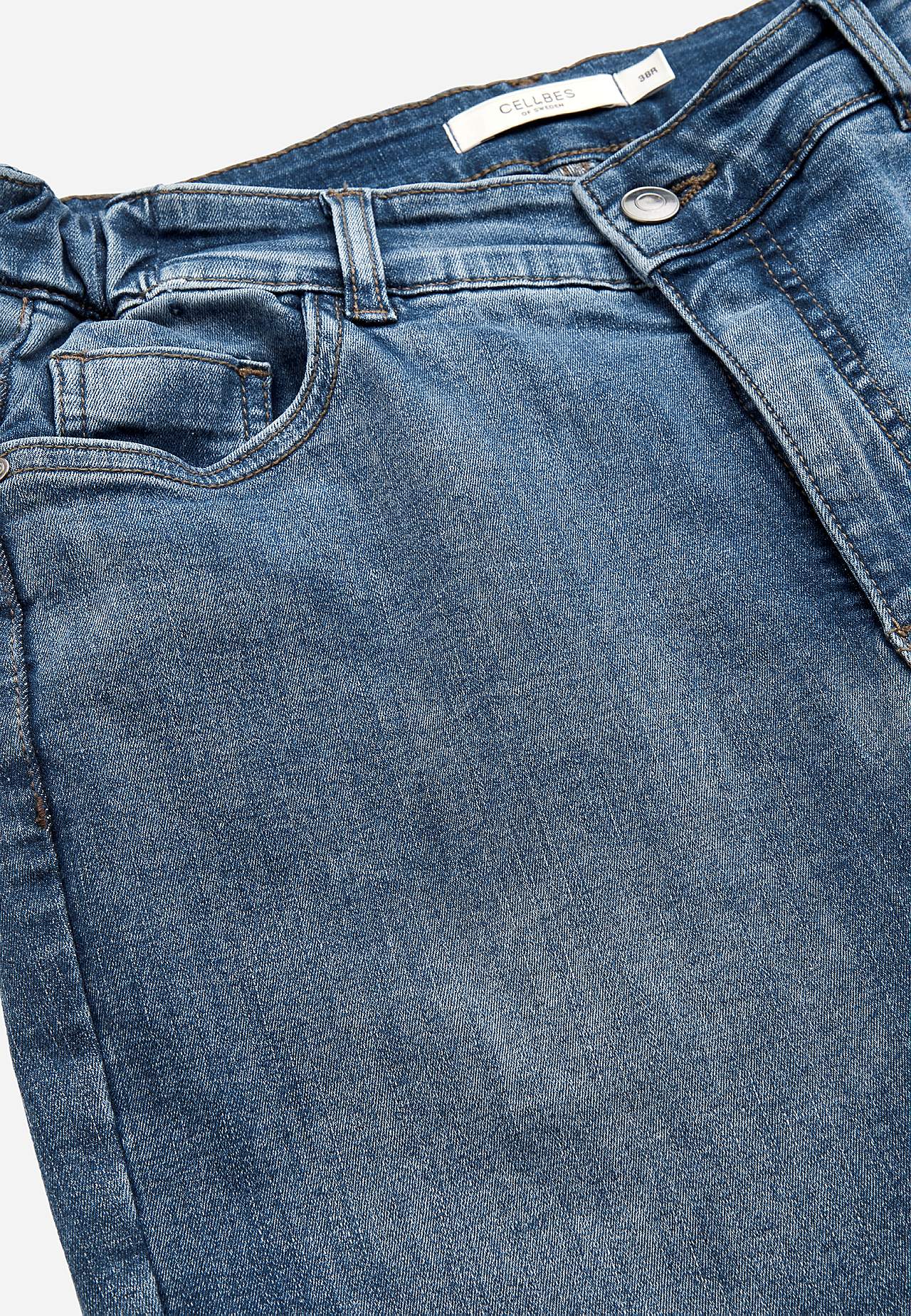 Jeans med elastik i siderne