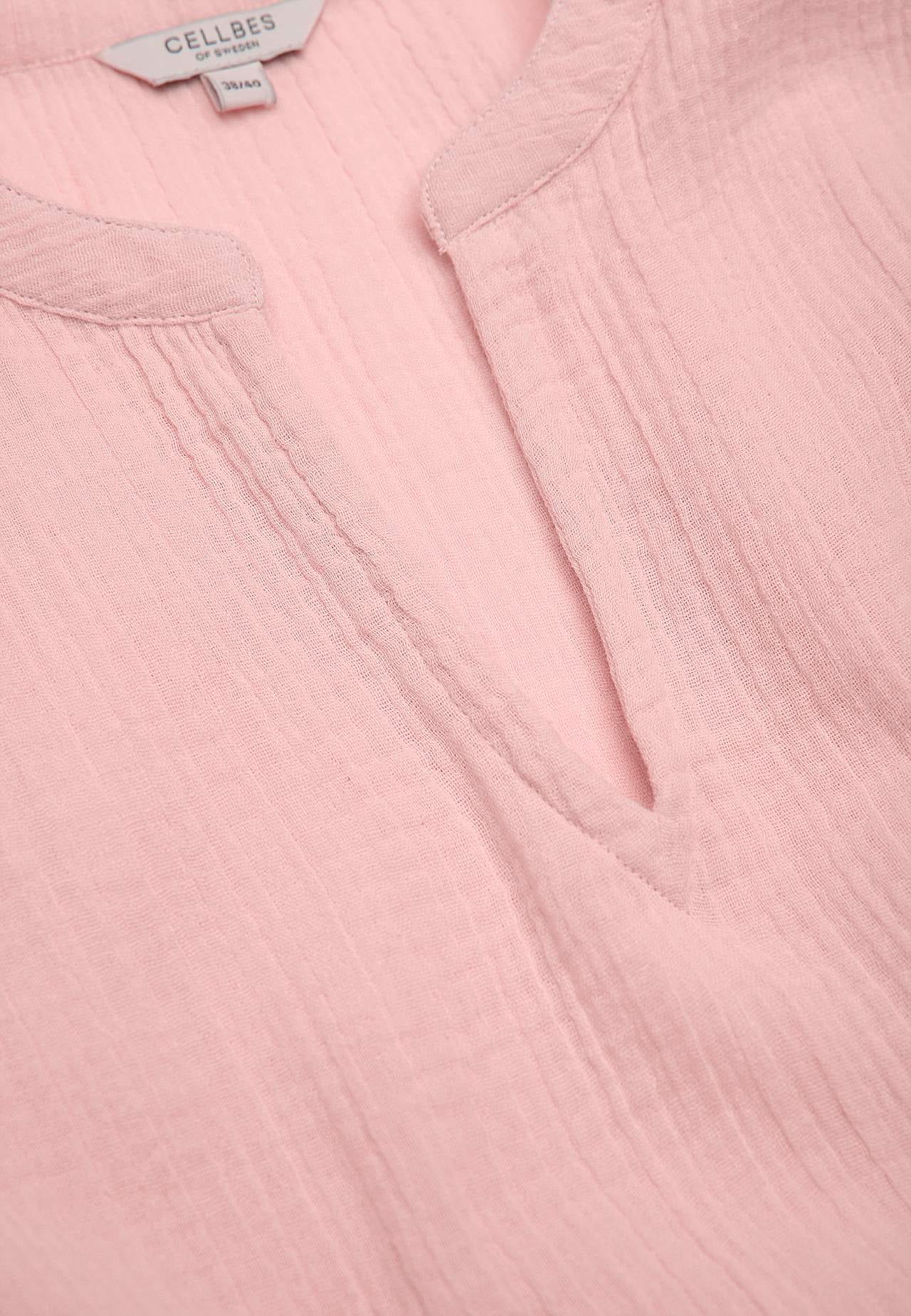 Kjole i rynket bomuld