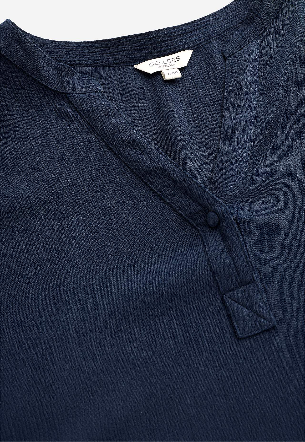 Kreppet bluse