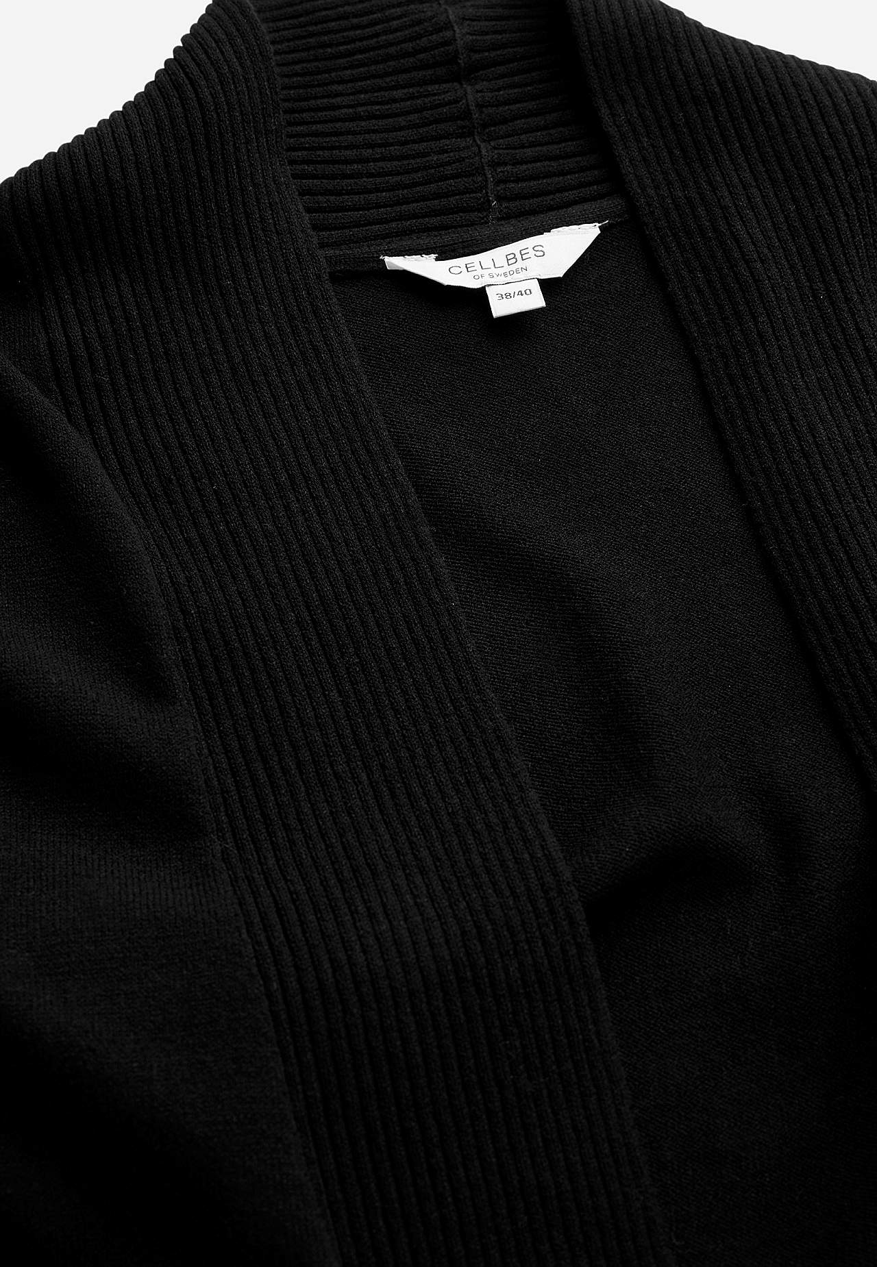 Fintstrikket cardigan