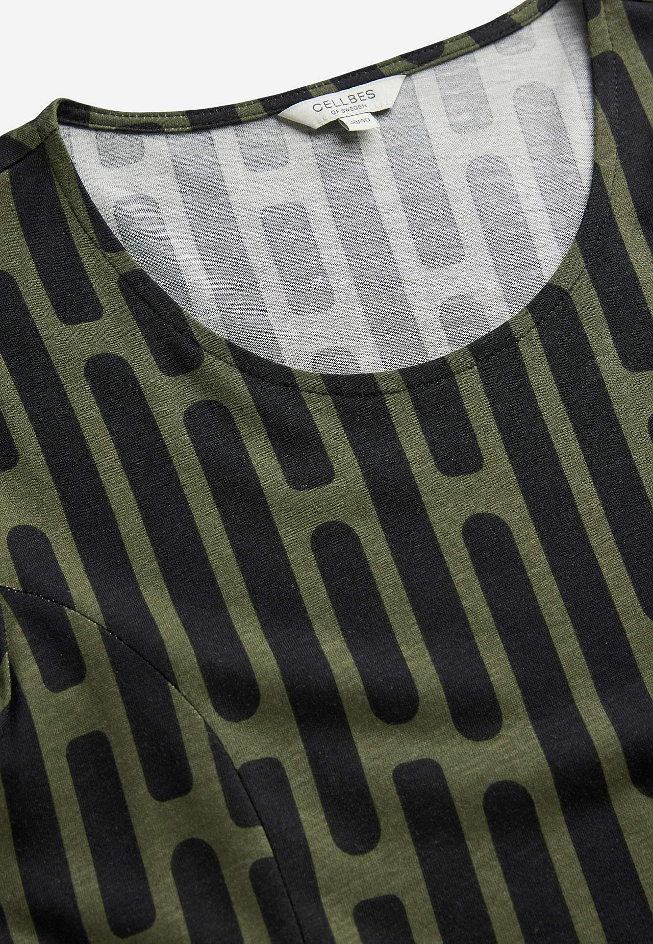 Mønstret jerseykjole med lommer