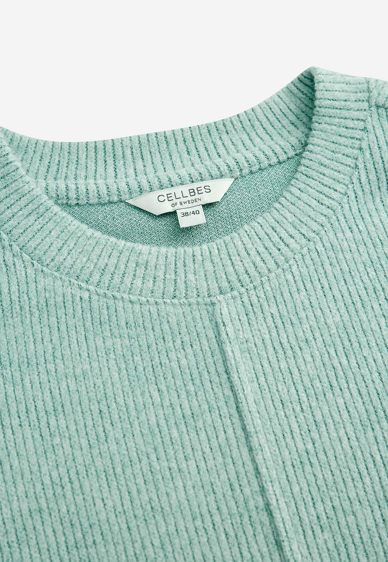 Superblød trøje med dekorativ midtersøm Beata