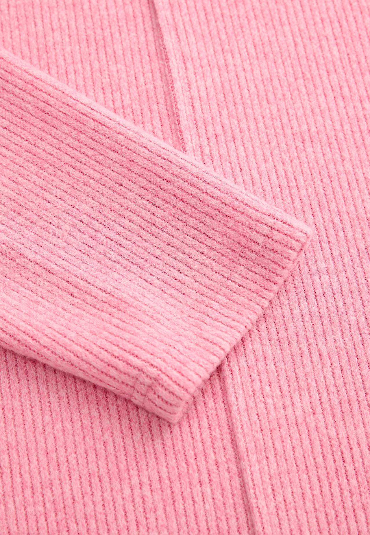 Superblød trøje med dekorativ midtersøm Beata