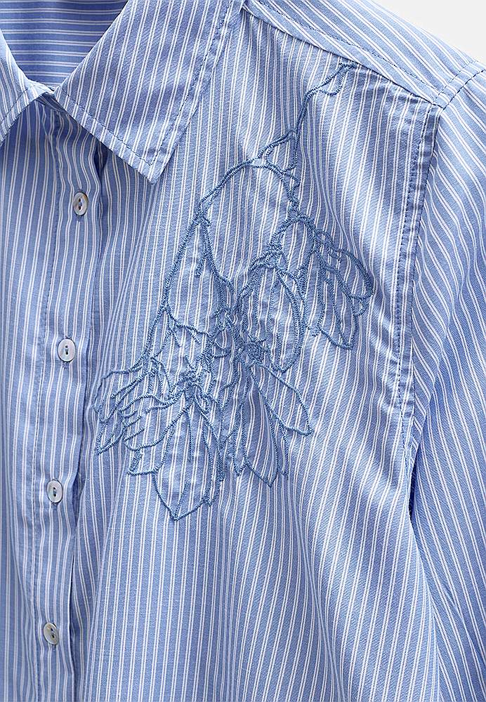 Skjorte med broderi