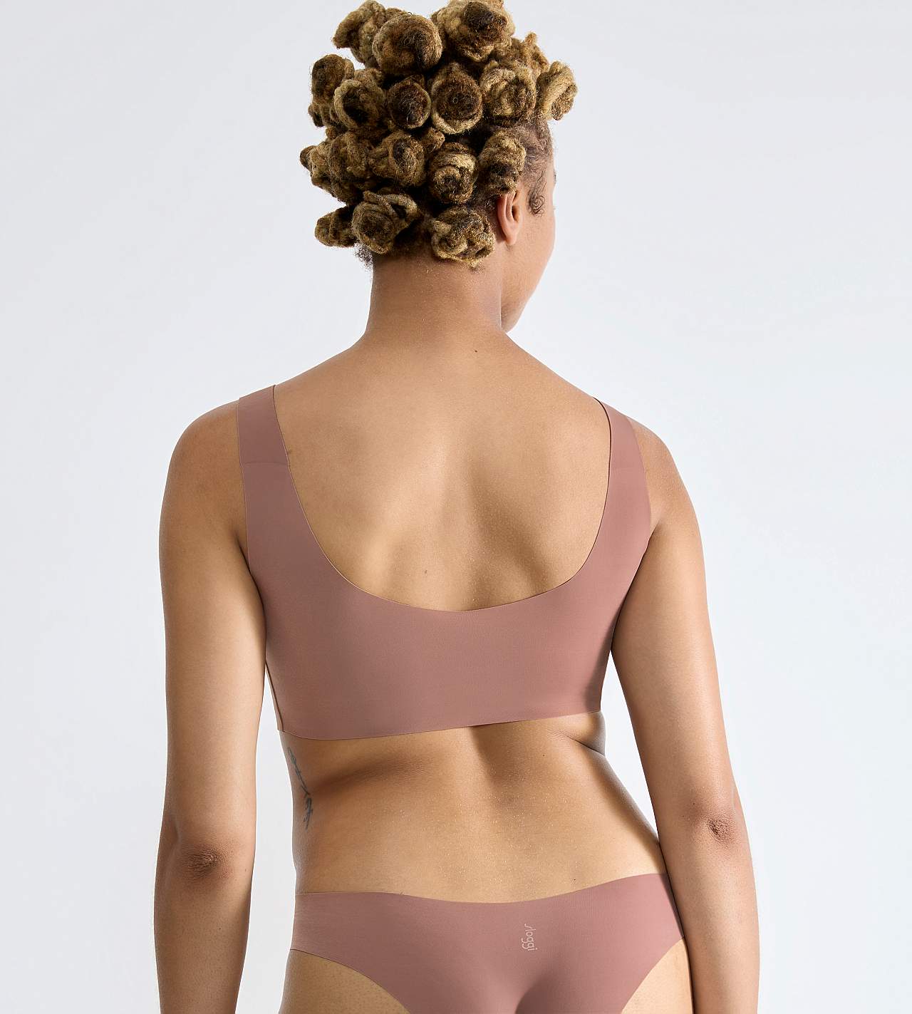 Sømløs BH-top i superblød mikrofiber Zero Feel 2.0