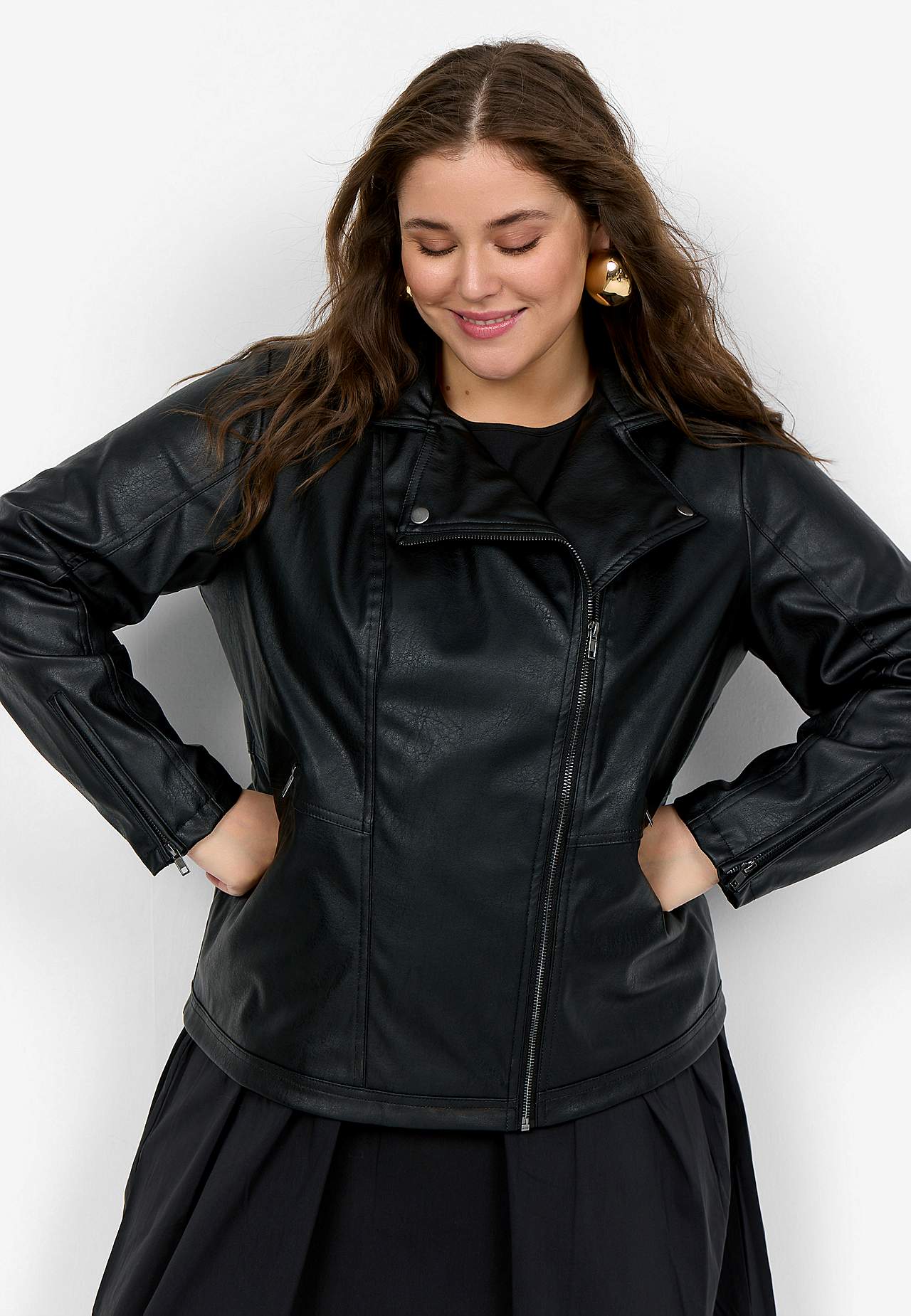 Bikerjakke i læderimitation