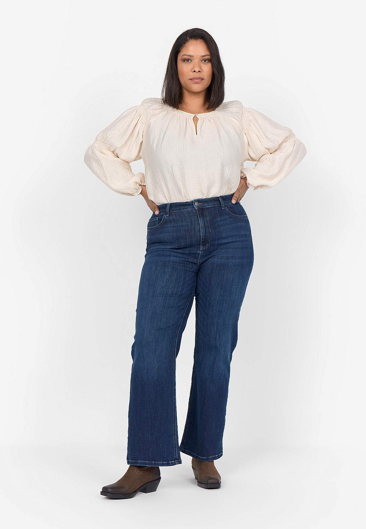 Vævet bluse med smock