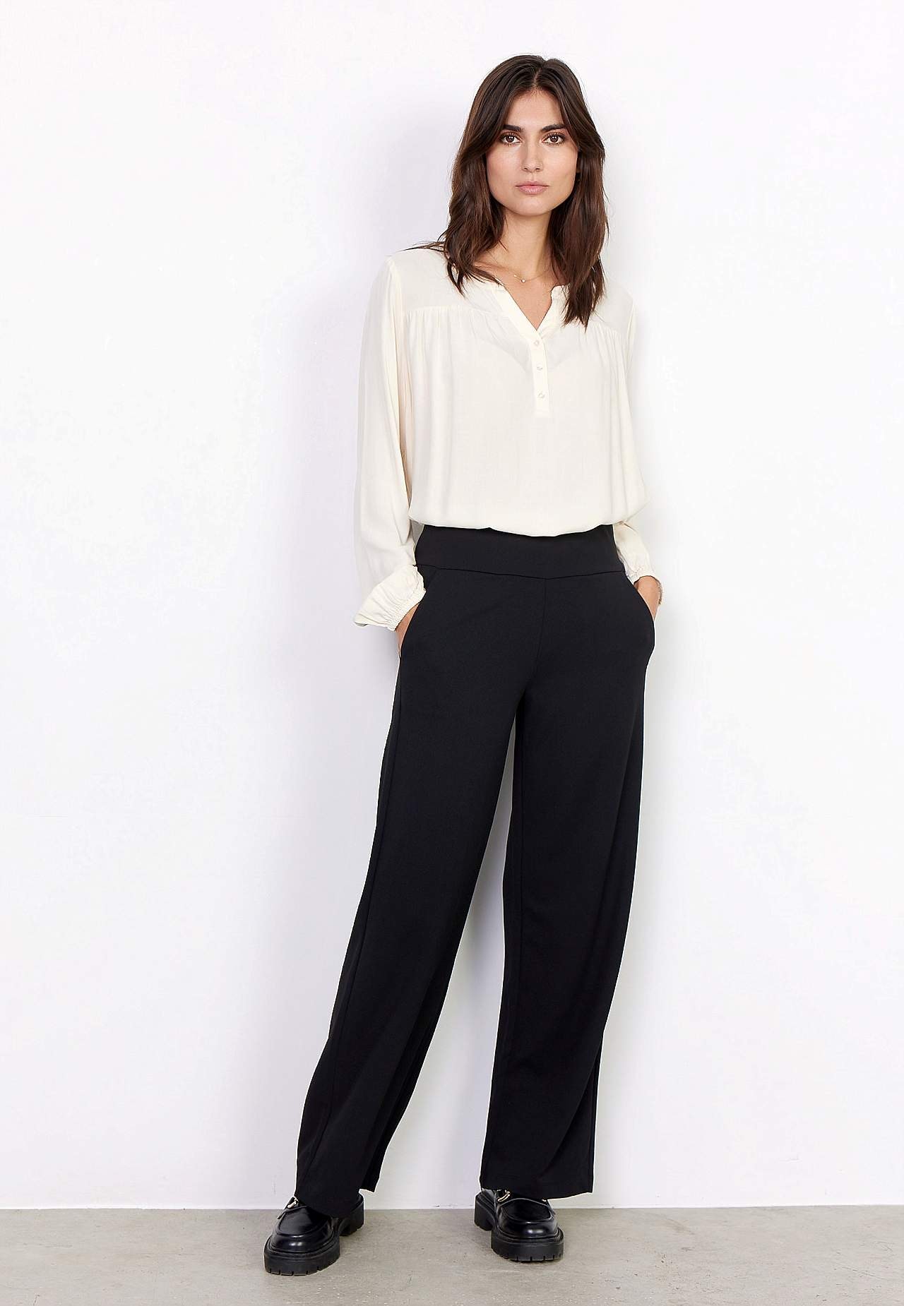 Jerseybyxor med brede ben