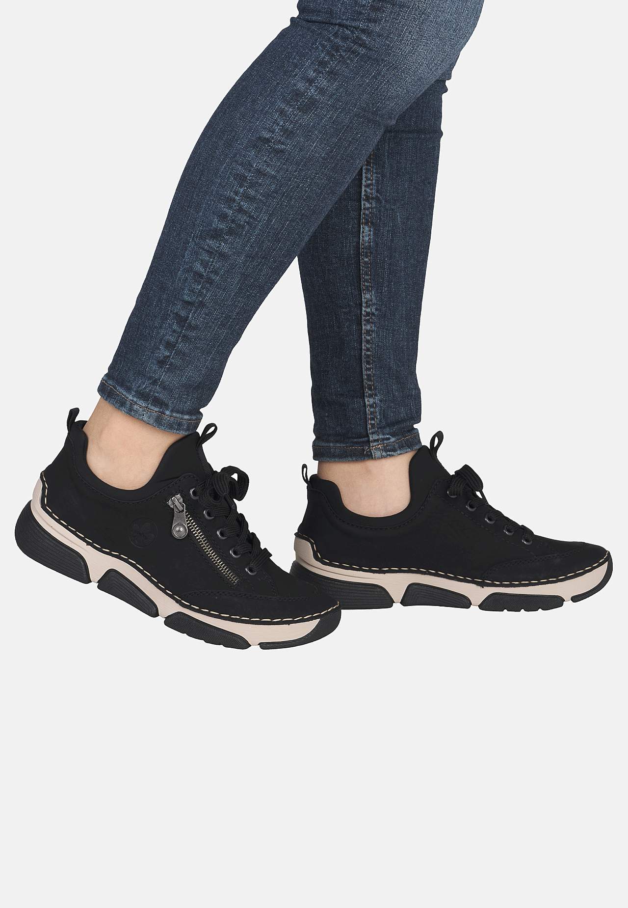 Sneakers med slippers