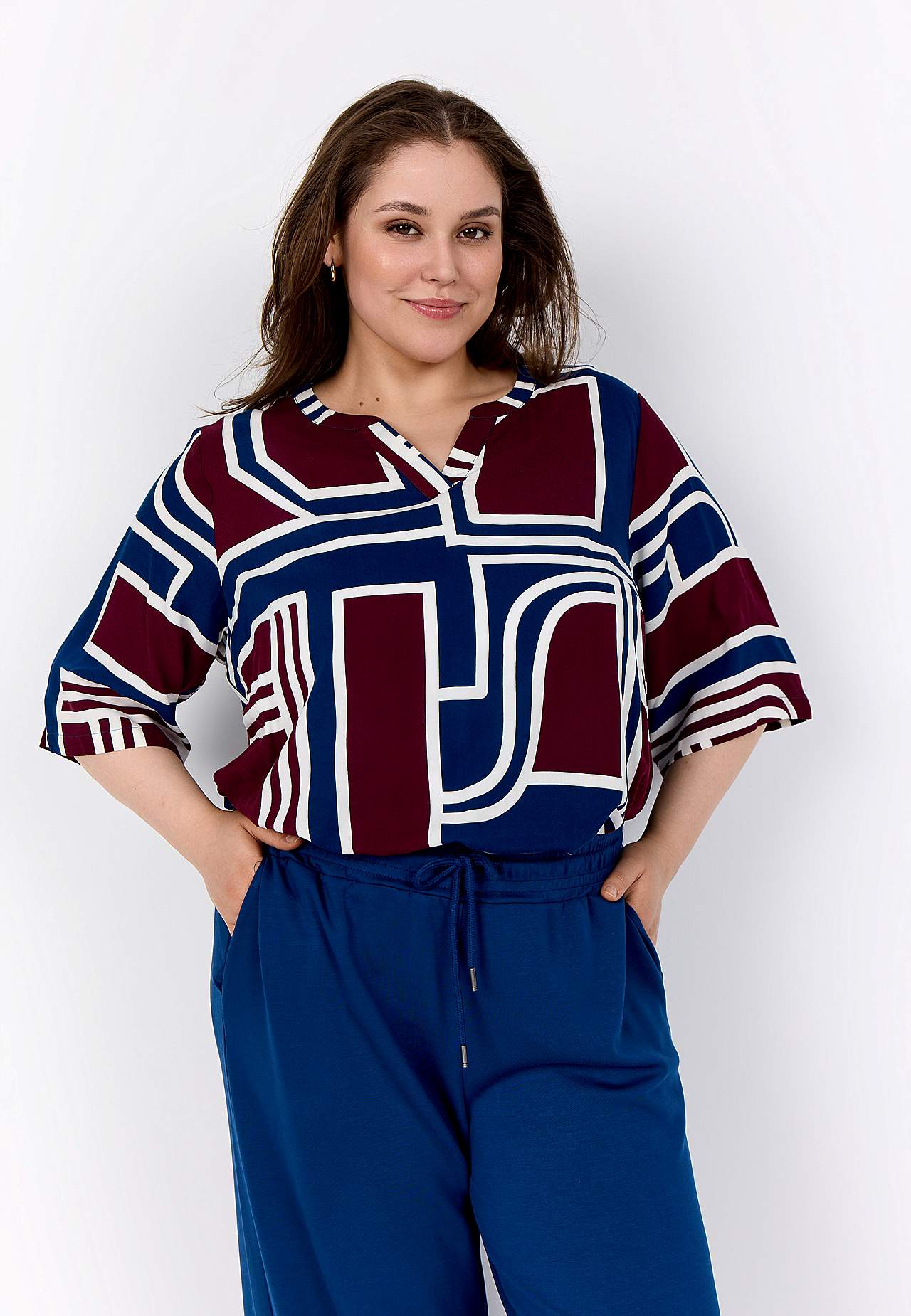 Mønstret viskosebluse