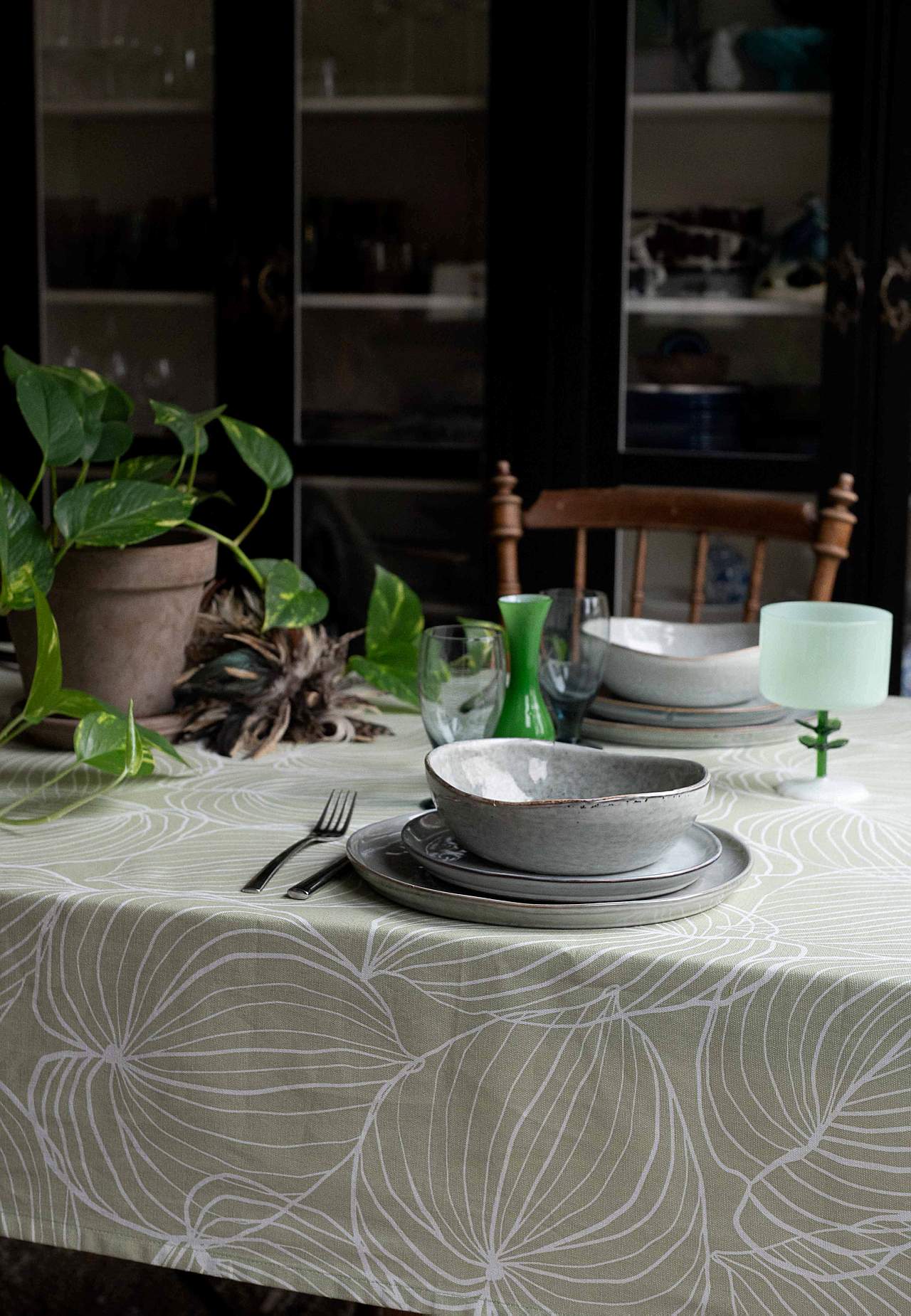 Bladmønstret, stilren dug