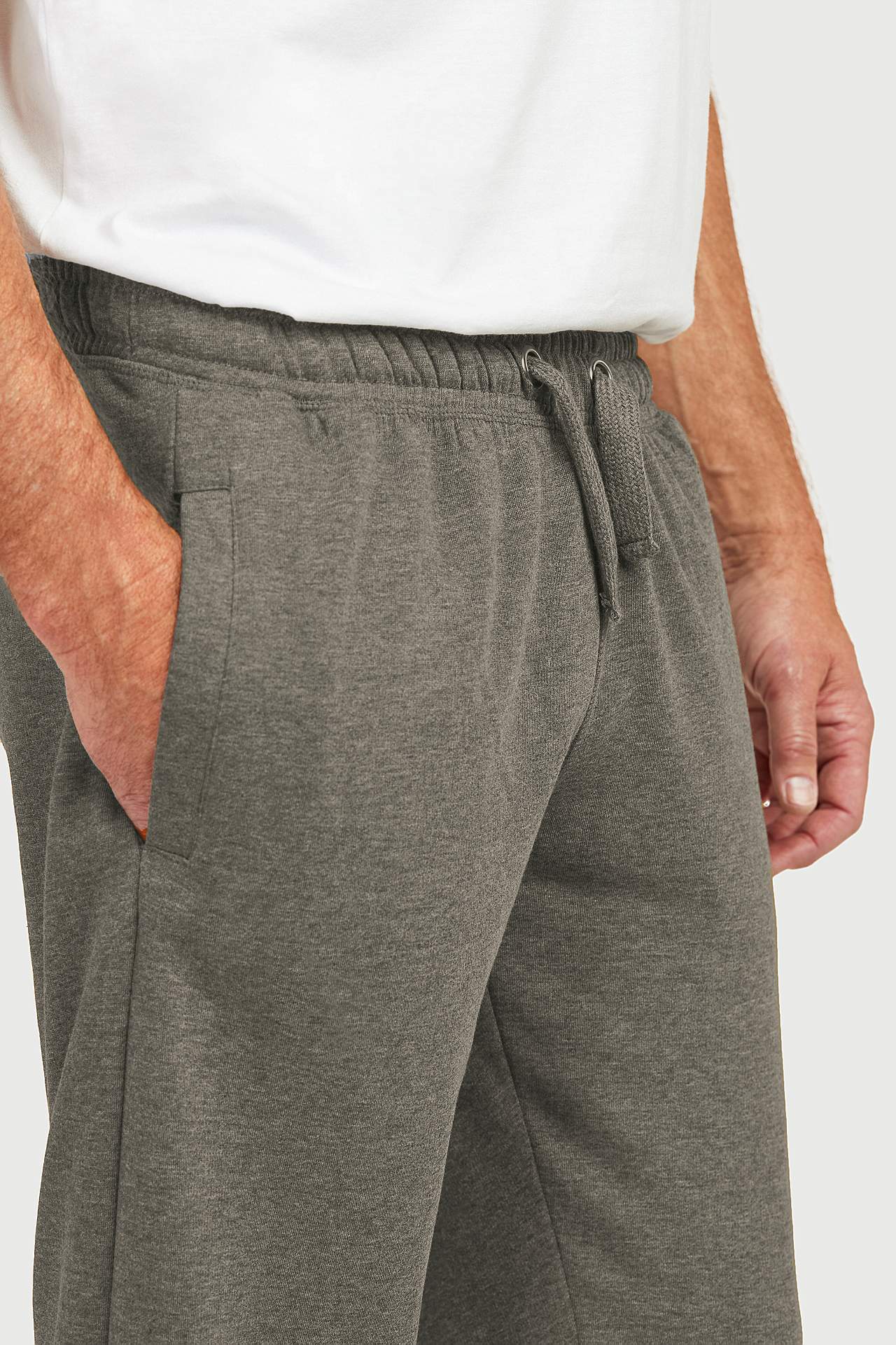 Joggingbukser med elastik på benafslutningerne