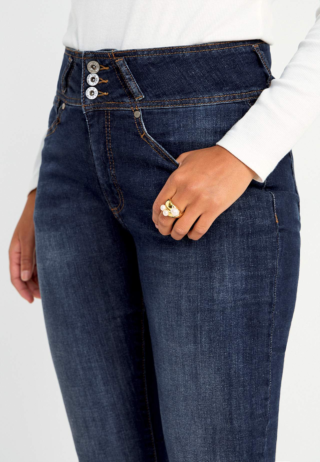 Bootcut jeans med høj talje