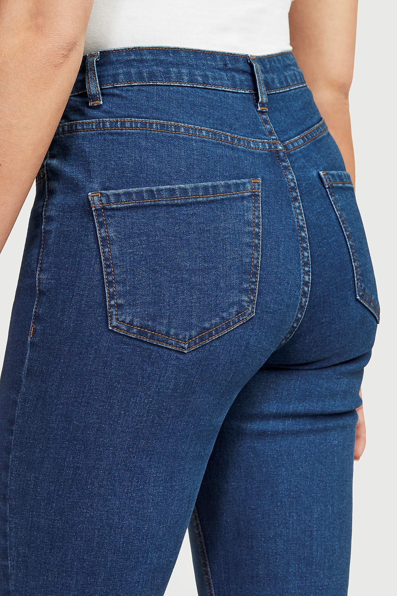 Lige jeans i økologisk bomuld Nissan