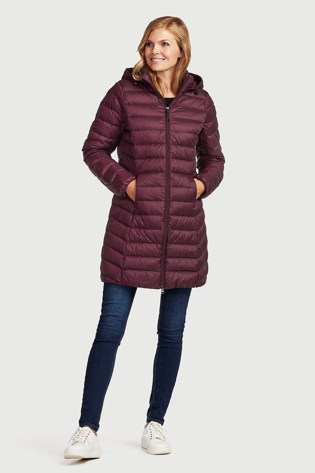 Letvægtsjakke med polstring i dun