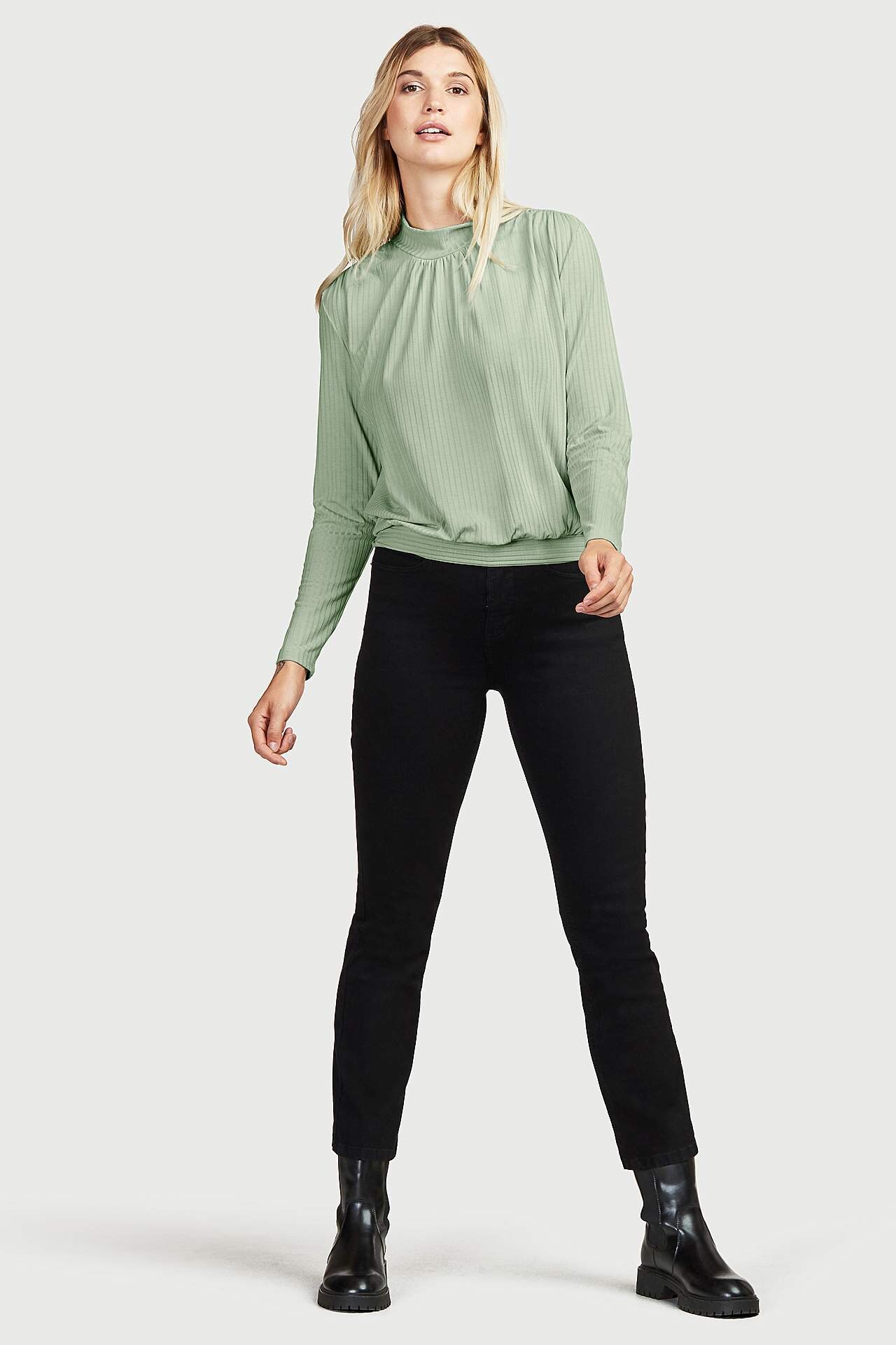 Lige jeans i økologisk bomuld