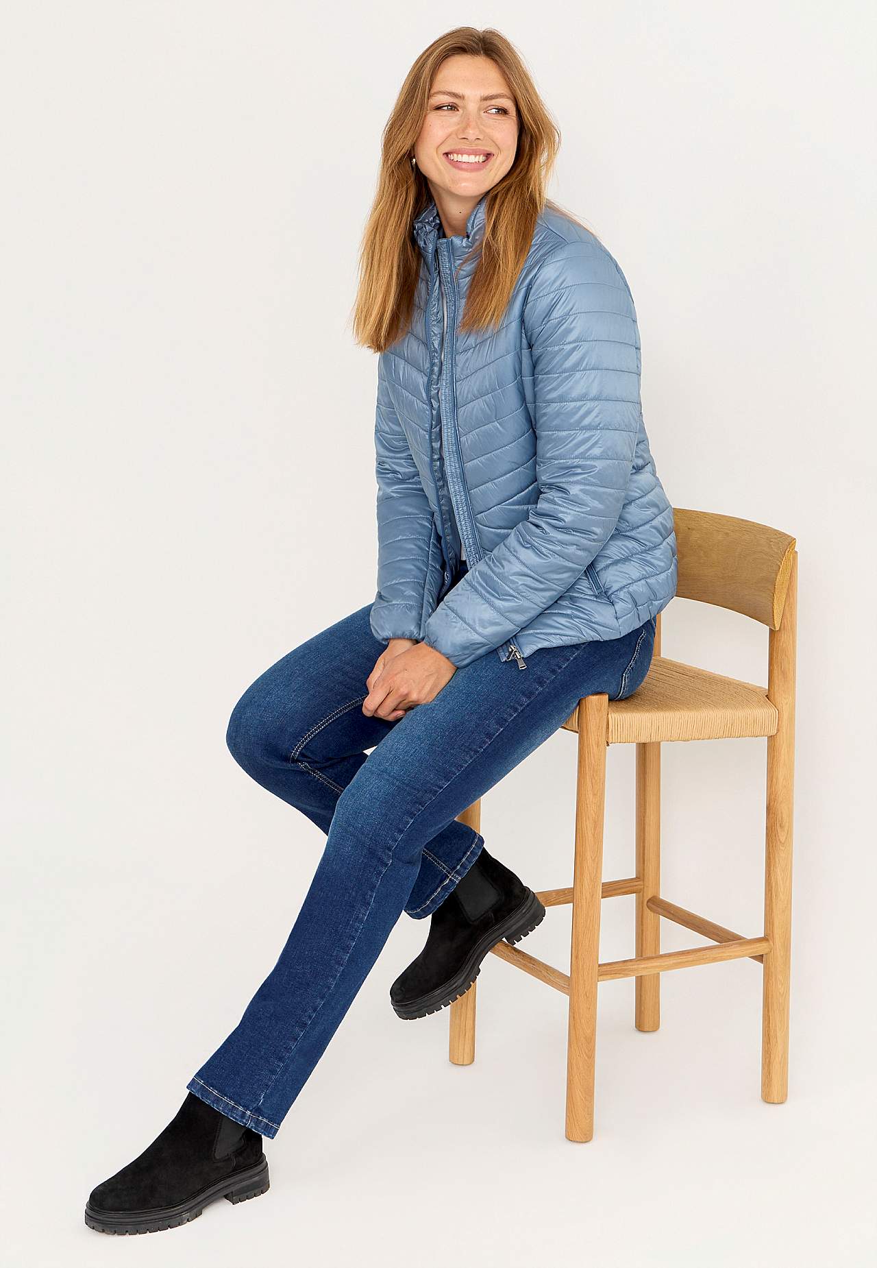 Skinnende letvægtsdunjakke