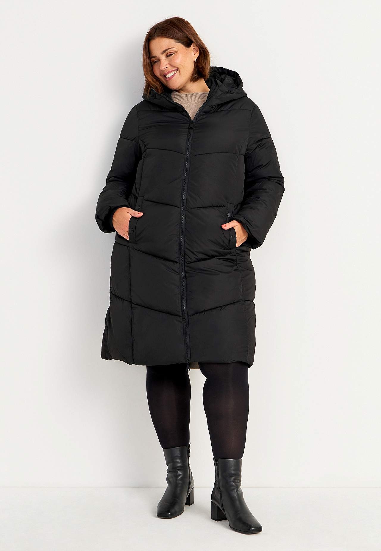 Lang frakke med luftig polstring