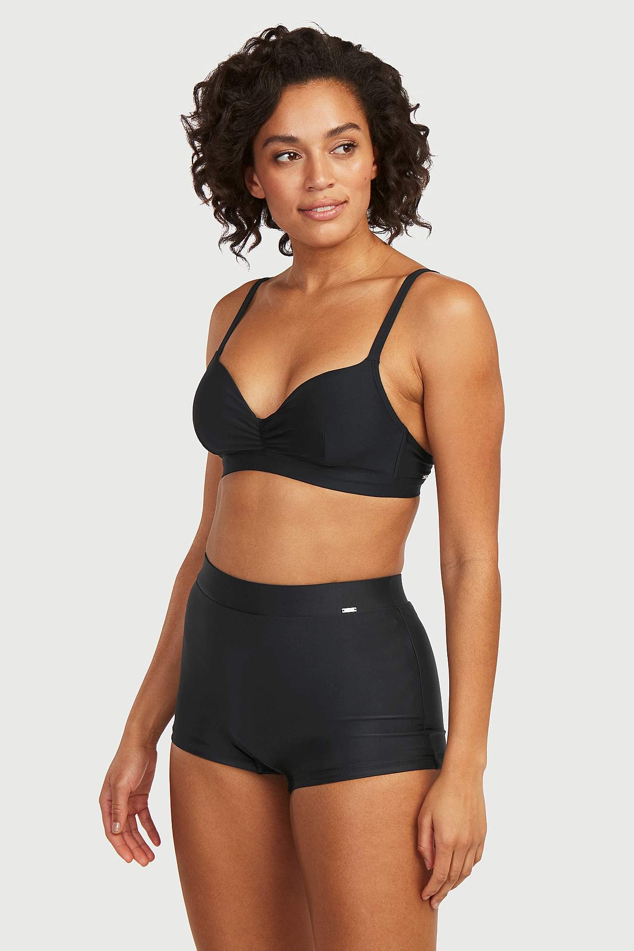 Bikinitrusser i boksermodel