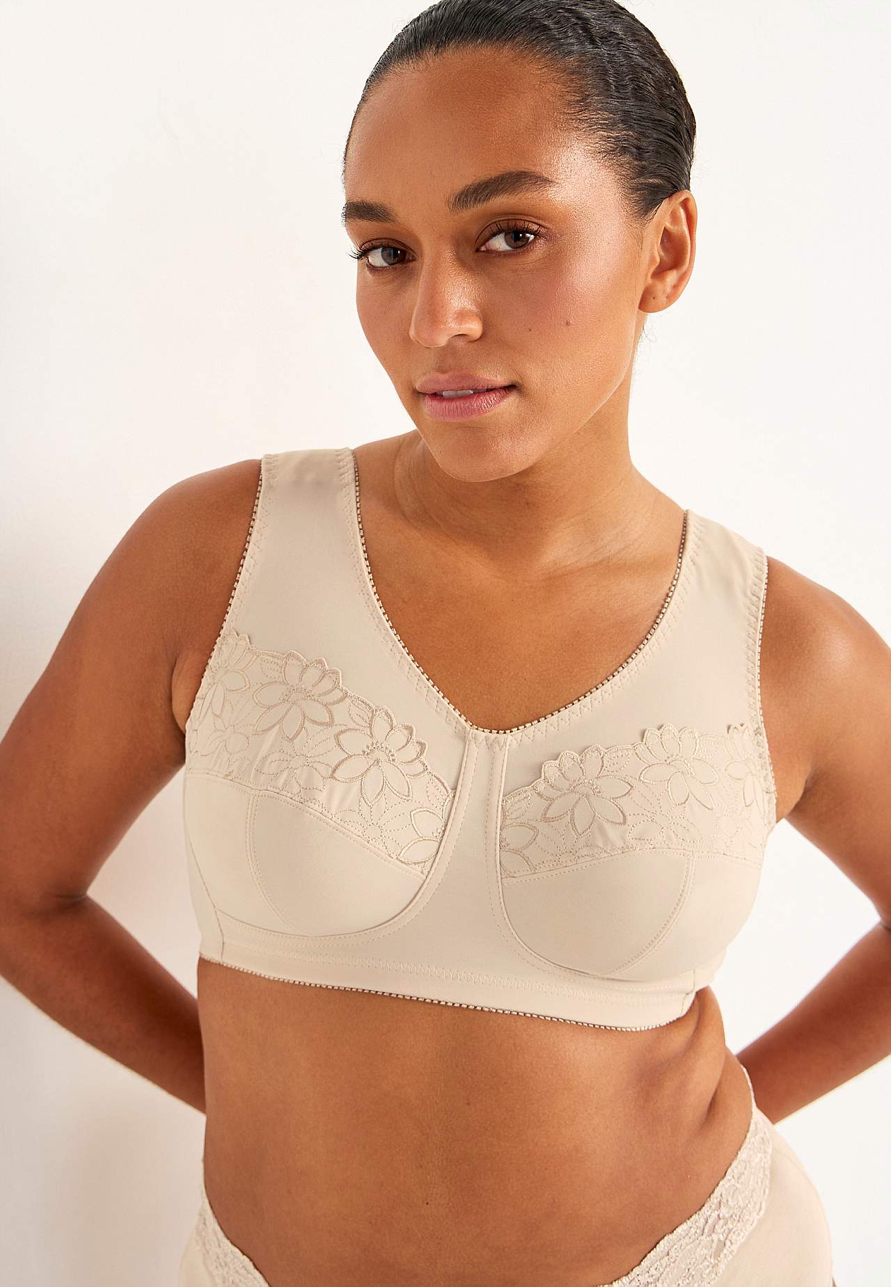 Soft BH med broderi Lily 2-pack