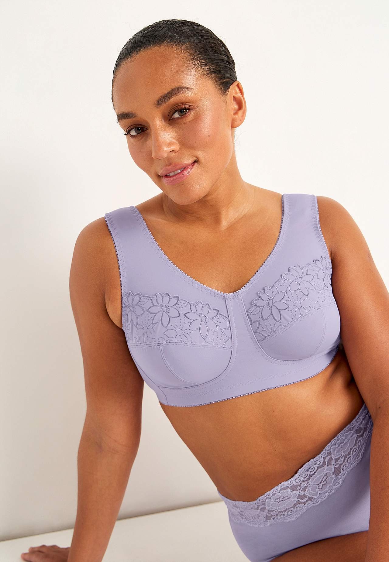 Soft BH med broderi Lily 2-pack