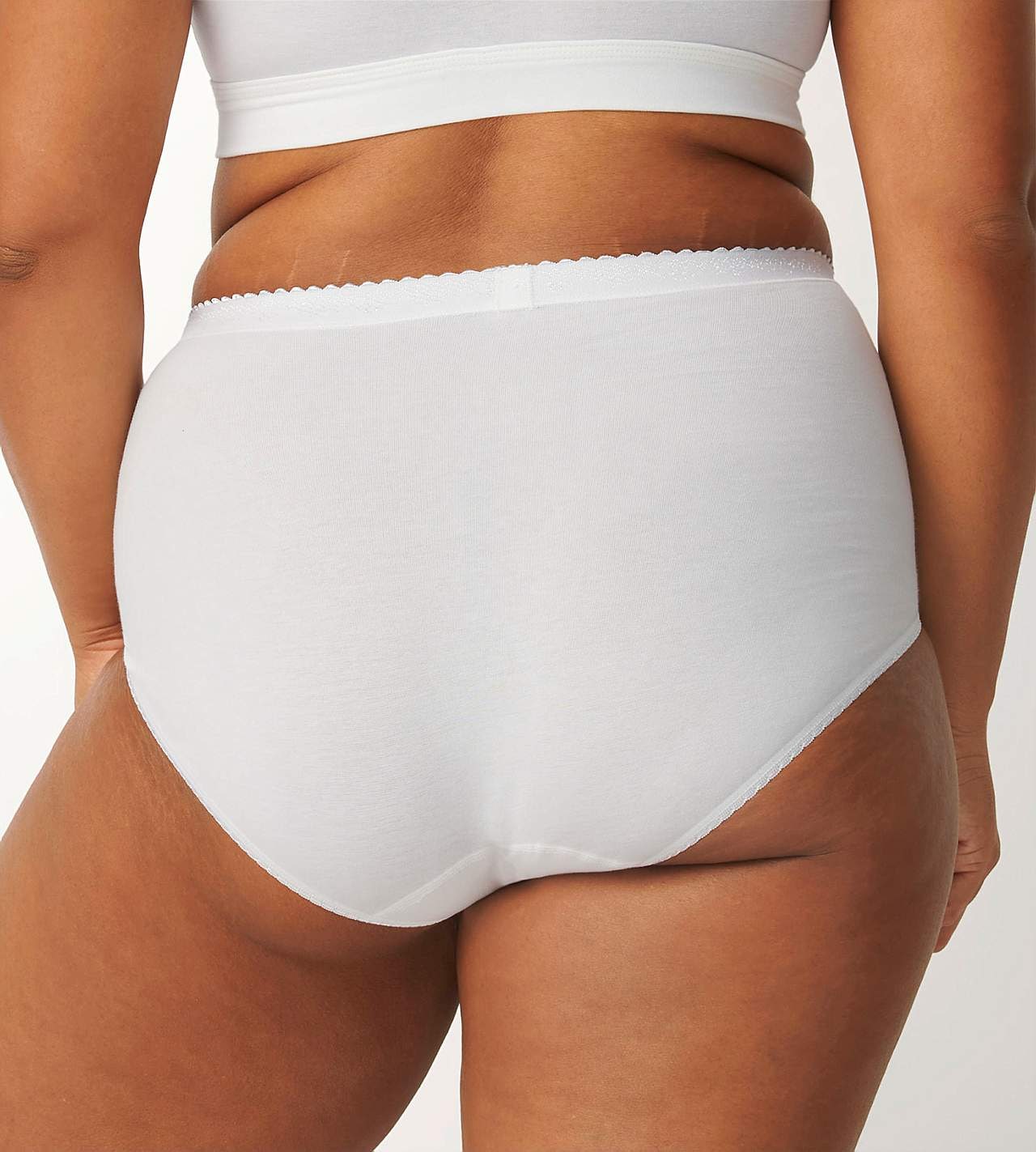 Maxitrusse med en let shaping-effekt Control 2-pack