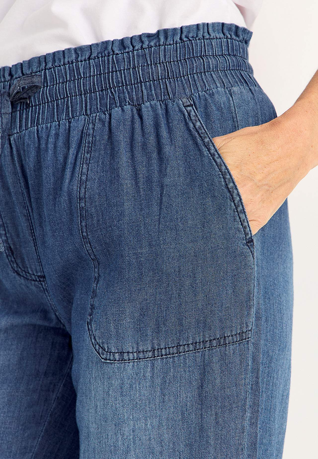 Lange bukser i blødvasket denim