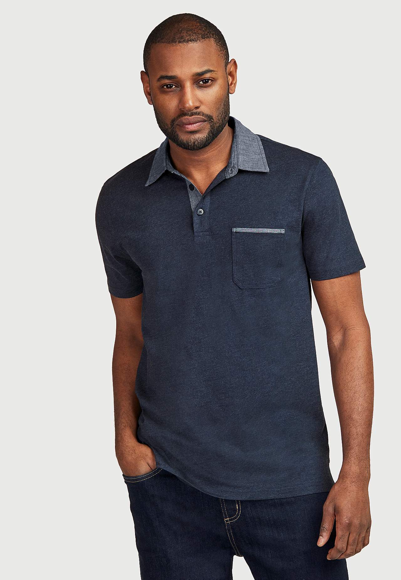 T-shirt med krave