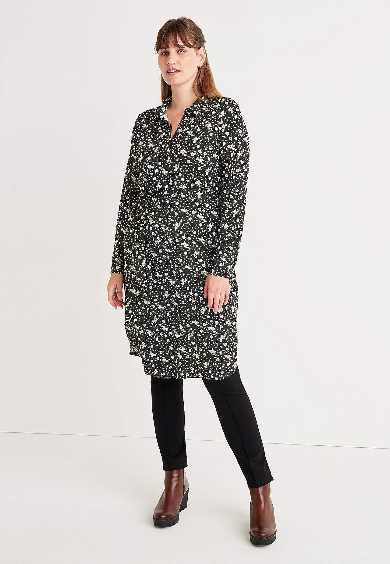 Mønstret skjortekjole