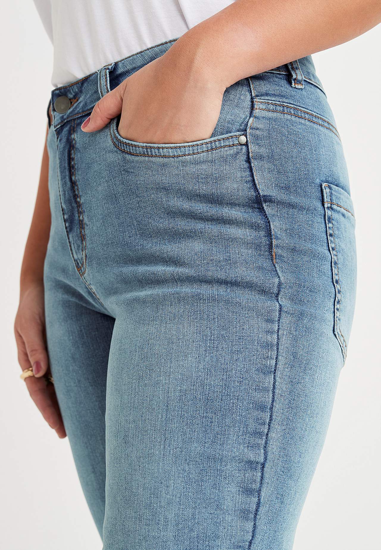 Stretchjeans med lige ben - tre længder
