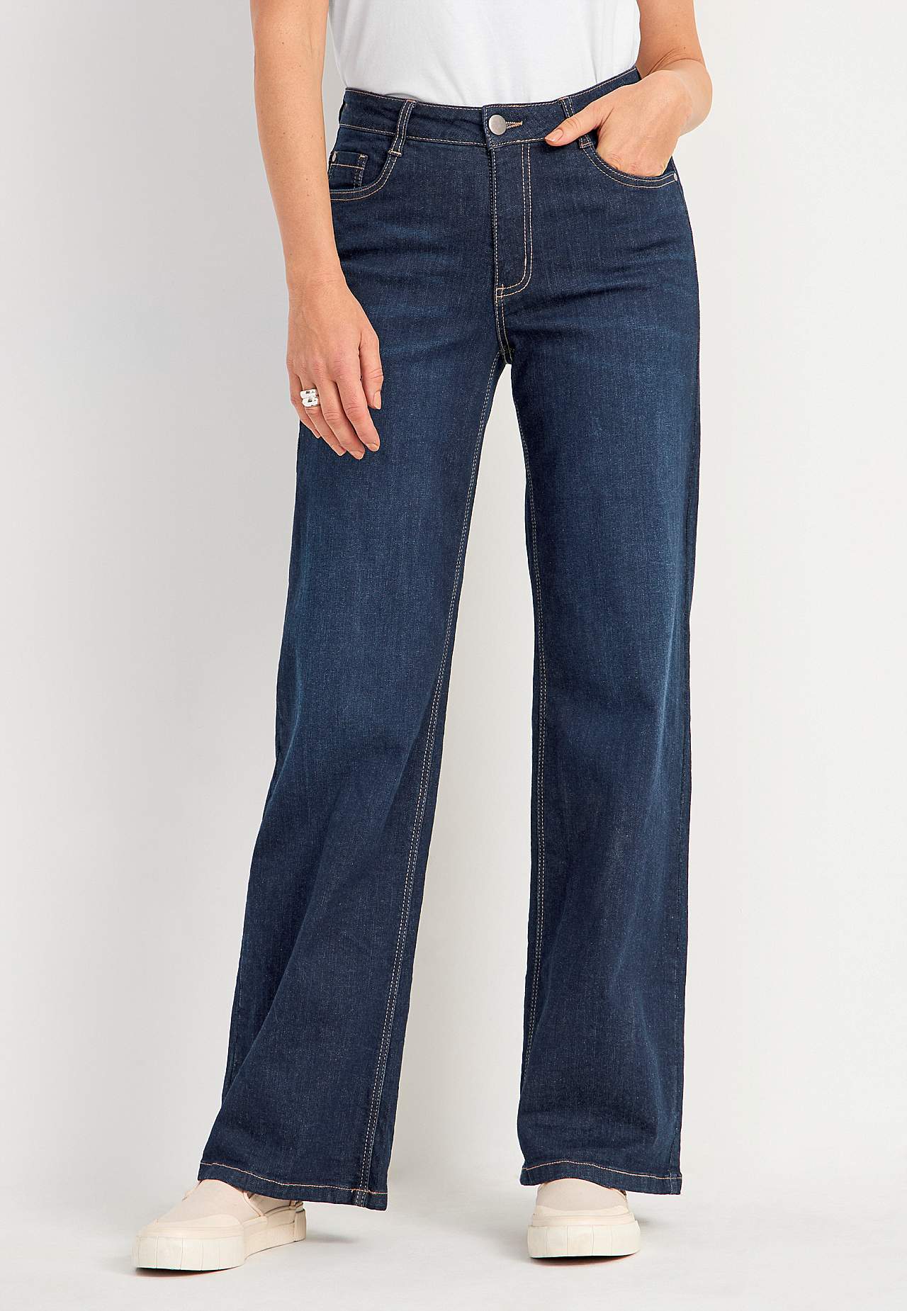 Brede jeans med høj talje