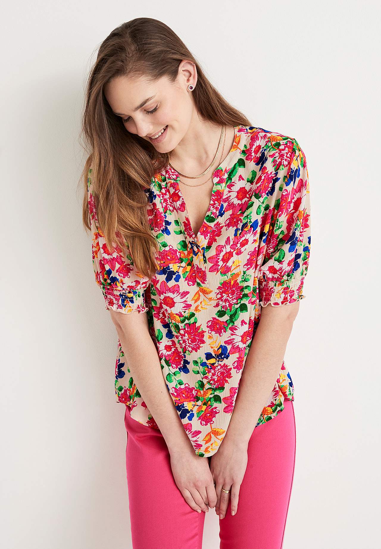 Kreppet bluse med smock Mia