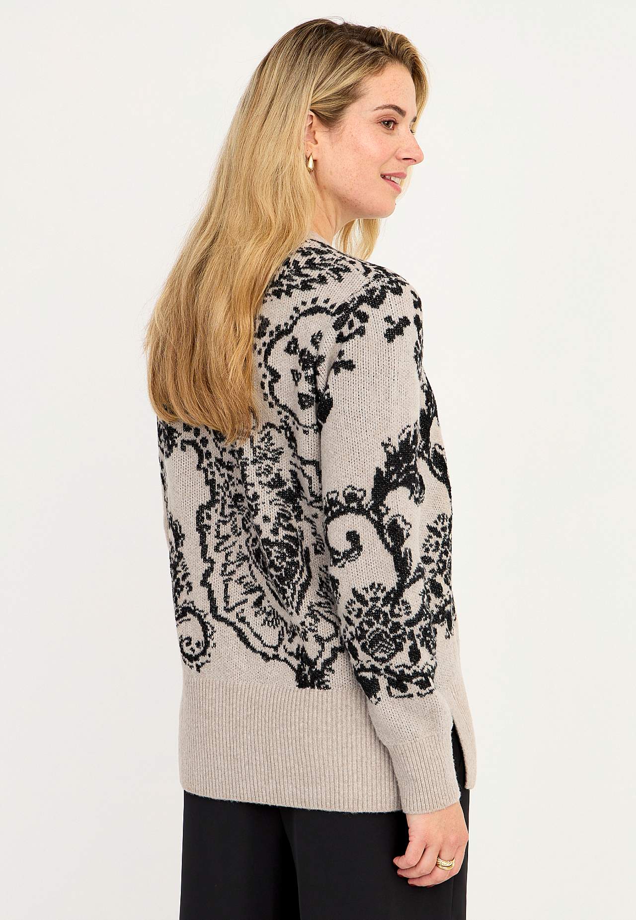 Mønsterstrikket trøje