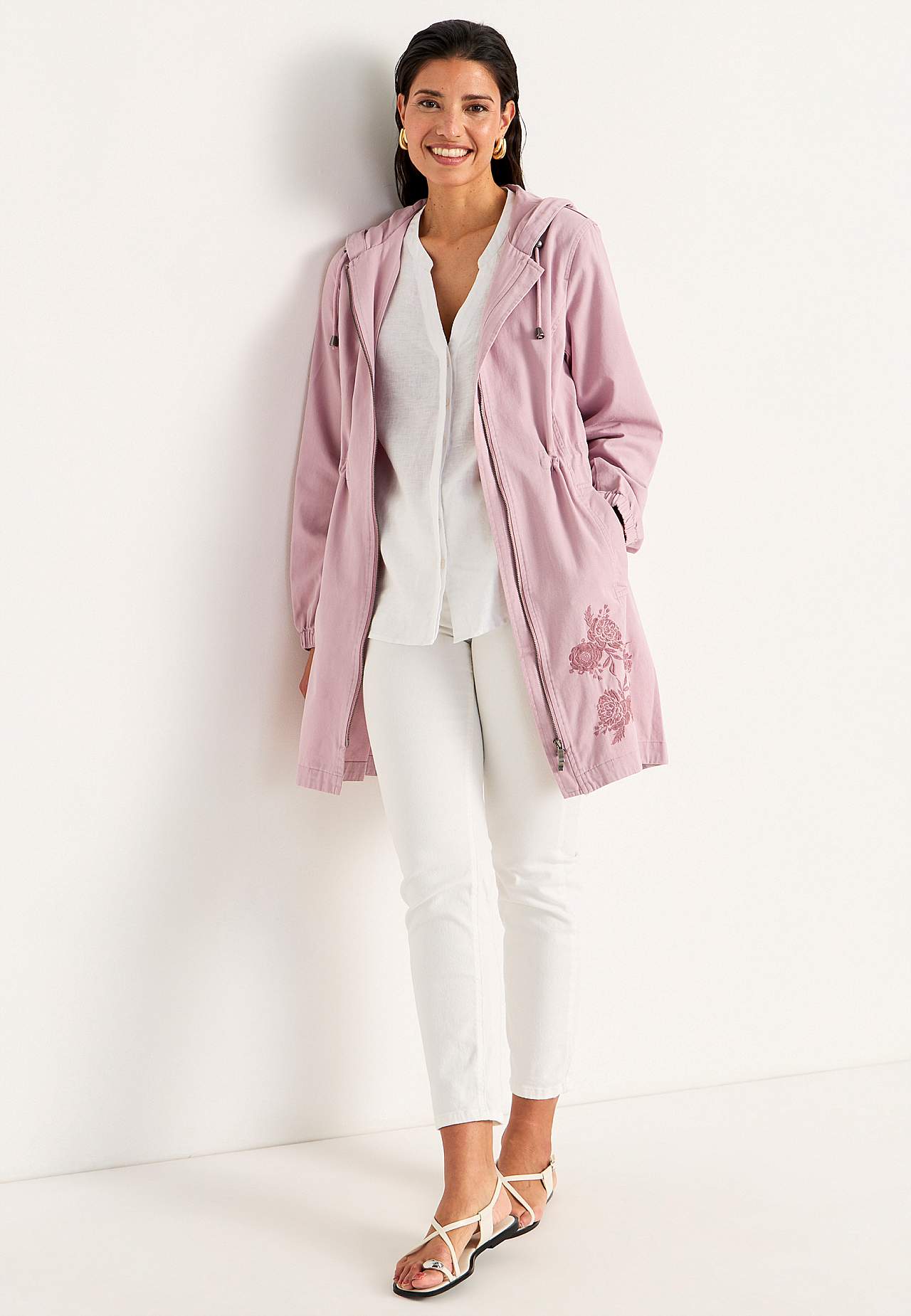 Parka med broderi