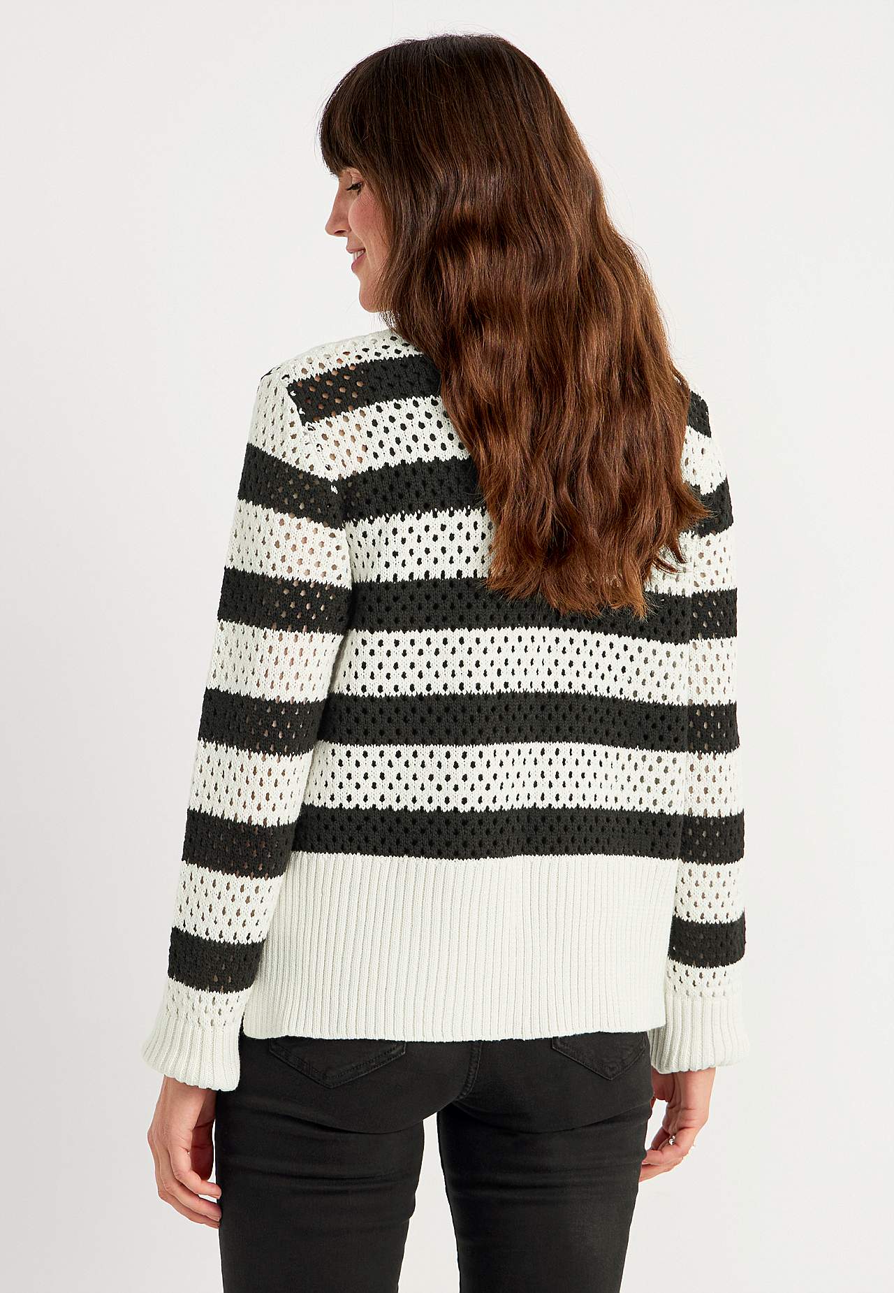 Mønsterstrikket, stribet trøje