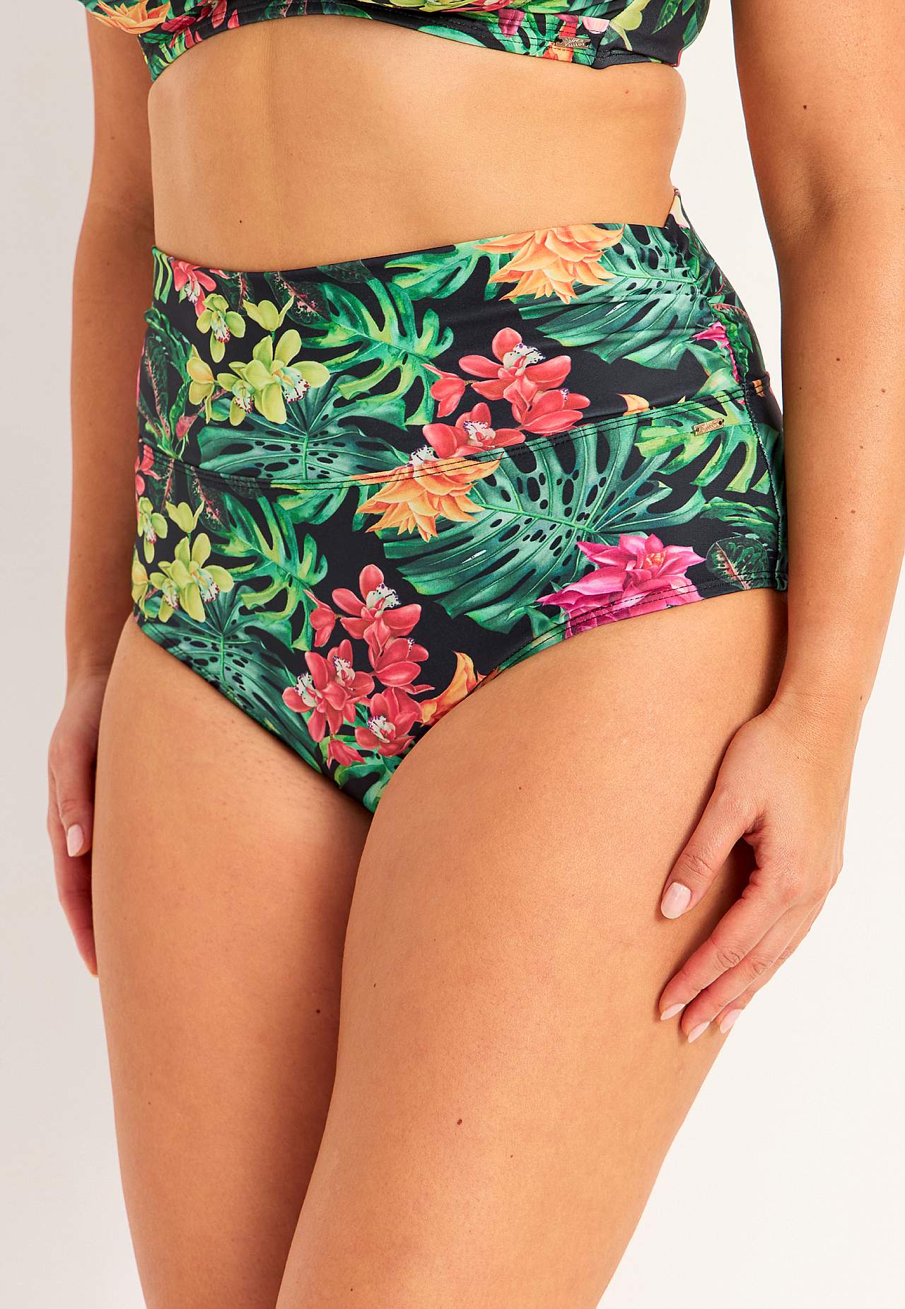 Bikinitrusse med foldbar kant ved taljen